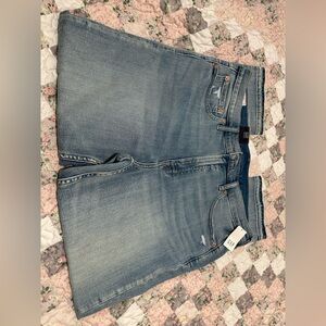 NWT GAP Women's Cigarette High Rise Light Blue Distressed Denim Jeans Pants